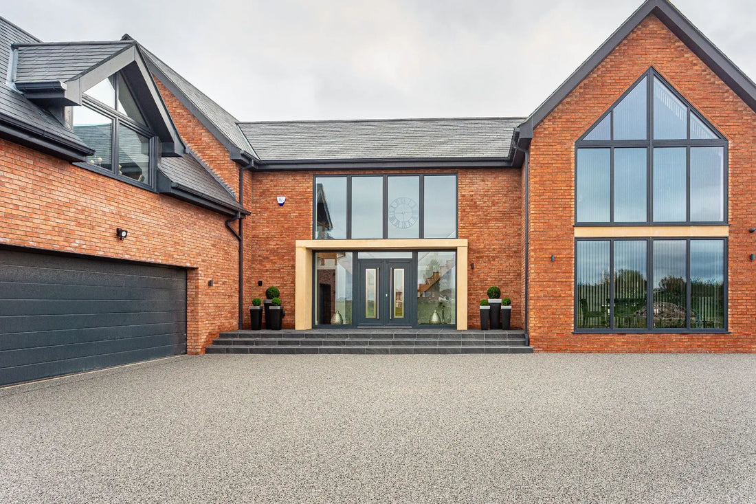 Vuba-Resin-Bound-Specified-at-Beautiful-New-Build-Site-Case-Study Vuba Resin